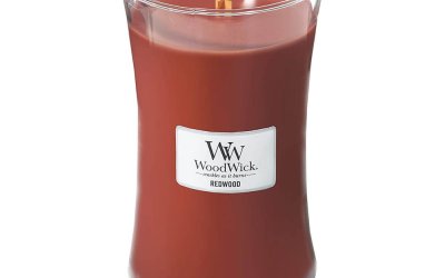 Lumânare parfumată WoodWick Lemn de santal, 110 ore