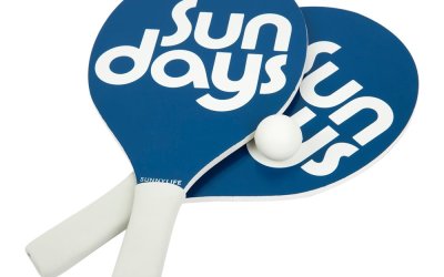 Set 2 palete și minge pentru tenis de plajă Sunnylife Indigo