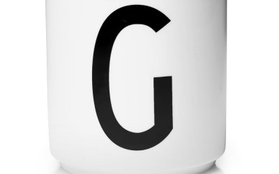 Cană din porțelan Design Letters Personal G, alb
