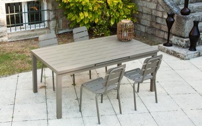 Set de dining pentru grădină maro din aluminiu pentru 4 persoane Typon – Ezeis