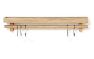 Poliță din lemn de stejar cu cârlige pentru ustensilele de bucătărie Wireworks