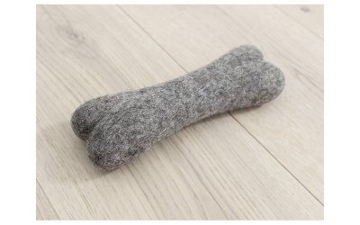 Jucărie în formă de os pentru animale, din lână Wooldot Pet Bones, lungime 22 cm, maro nucă