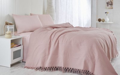 Cuvertură roz din bumbac pentru pat dublu 220×240 cm Pique – Mijolnir