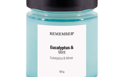Lumânare parfumată din ceară de soia timp de ardere 35 h Eucalyptus & Mint – Remember
